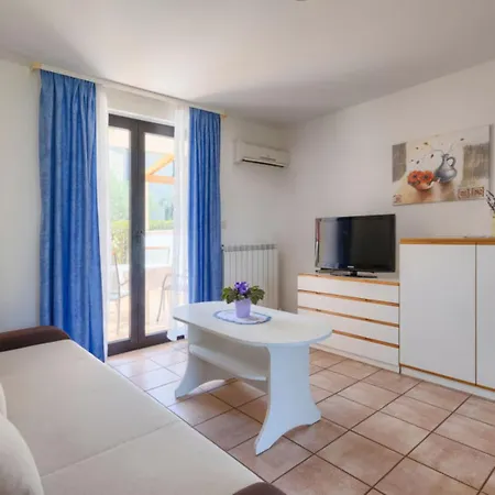 アパート Pied-a-terre-2 By Interhome *