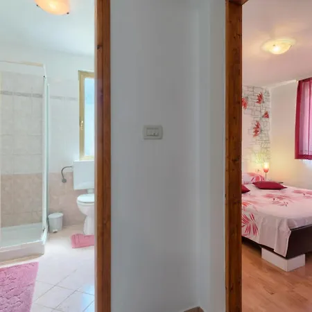 Pied-a-terre-2 By Interhome Lejlighed *