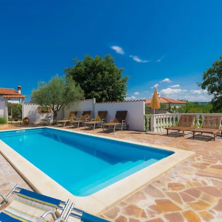 Pied-a-terre-2 By Interhome Umag
